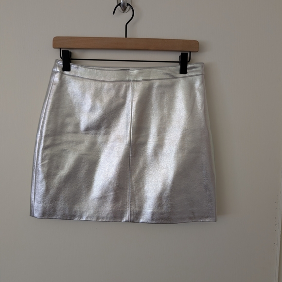 Forever 21 Dresses & Skirts - Forever 21 Womens Medium Silver Mini Skirt Metallic Glam Maximalist Party